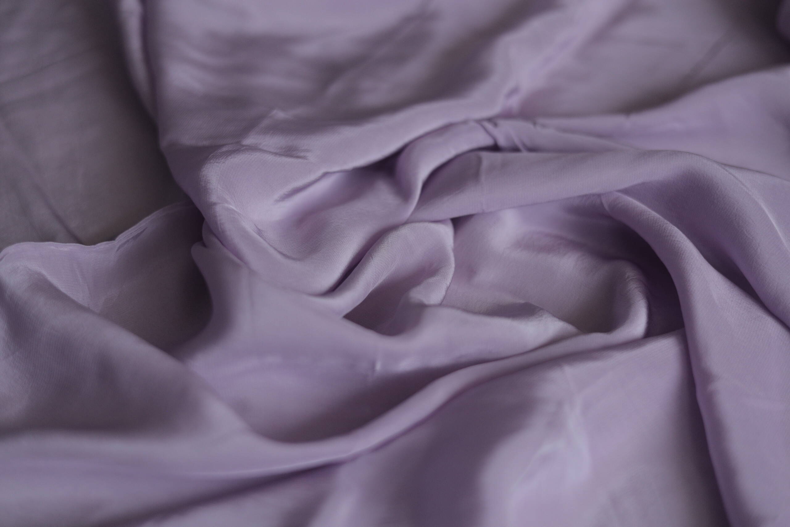 Gold Crepe - Image 3