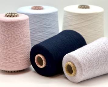 Bamboo dyed yarn by leopraz